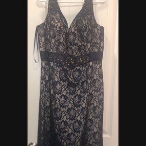 Beautiful wedding special occasion dress